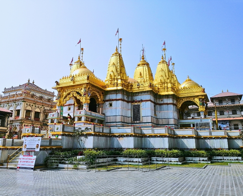 Sunrise Taj Mahal and Mathura Day Tour