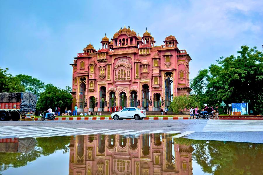 Delhi Agra Jaipur Kashmir Tour - 10 Days